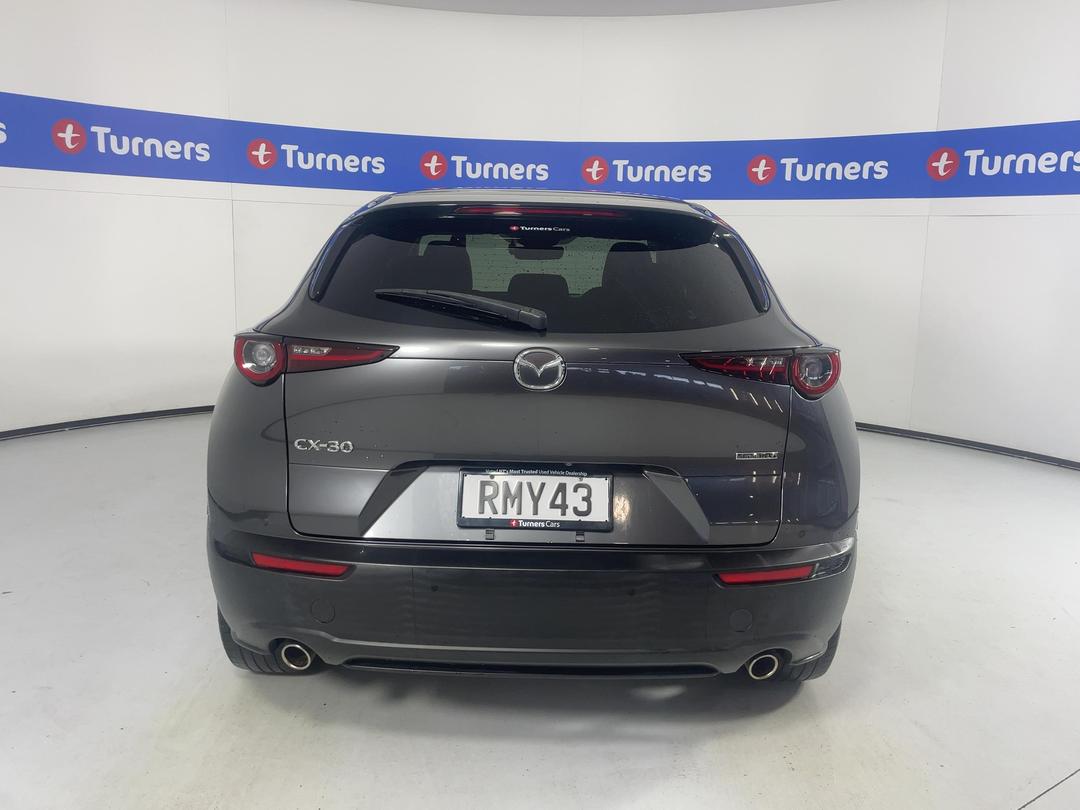 Photo '6' of Mazda CX-30