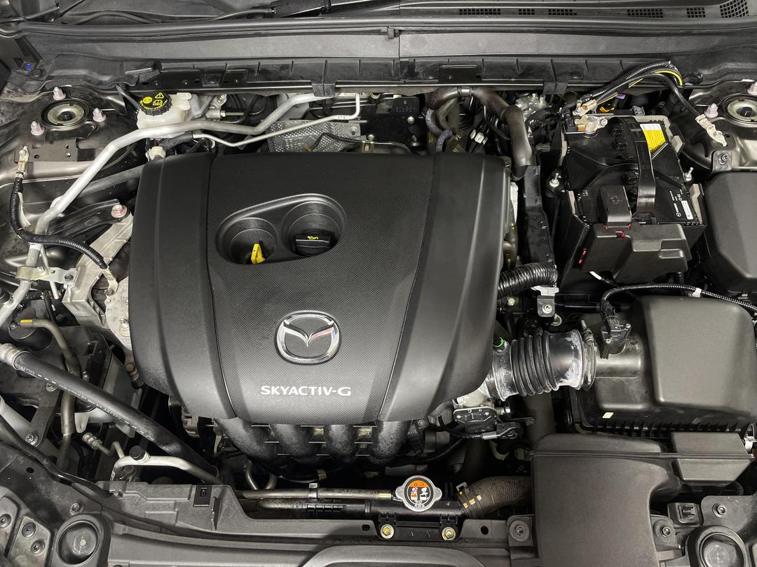 Photo '13' of Mazda CX-30