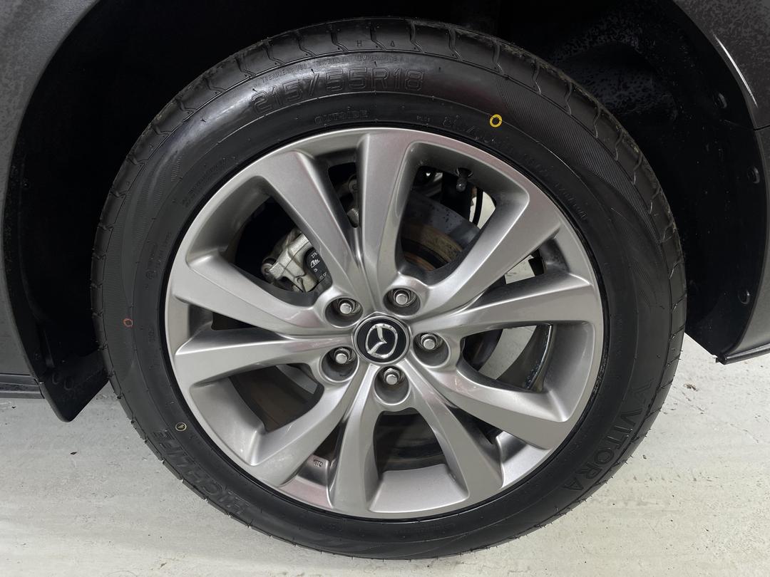 Photo '11' of Mazda CX-30