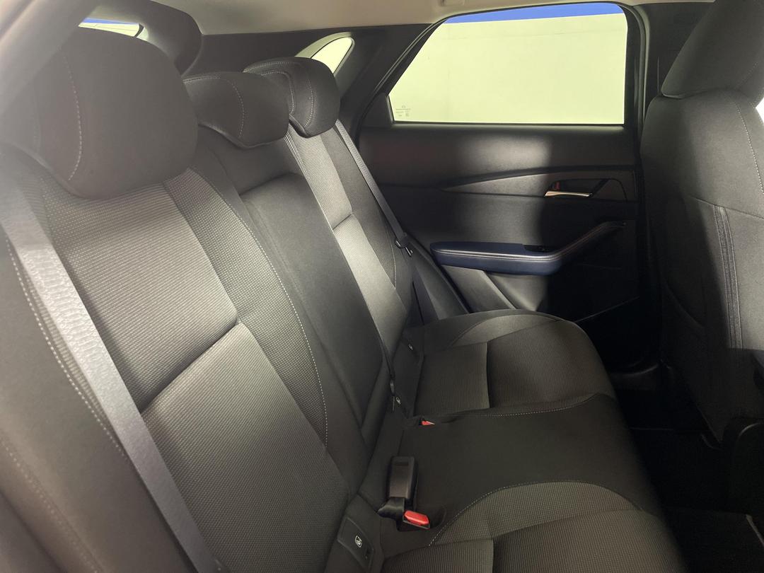 Photo '20' of Mazda CX-30