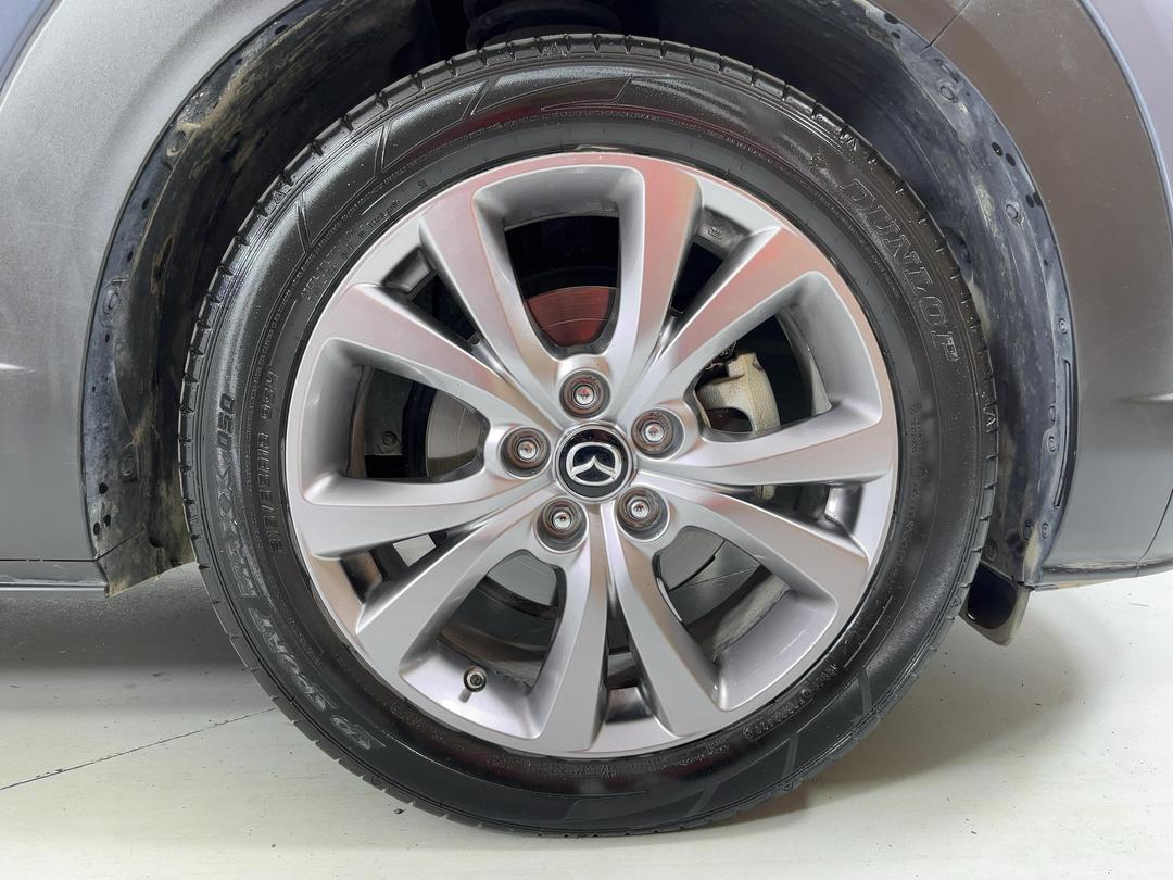 Photo '9' of Mazda CX-30
