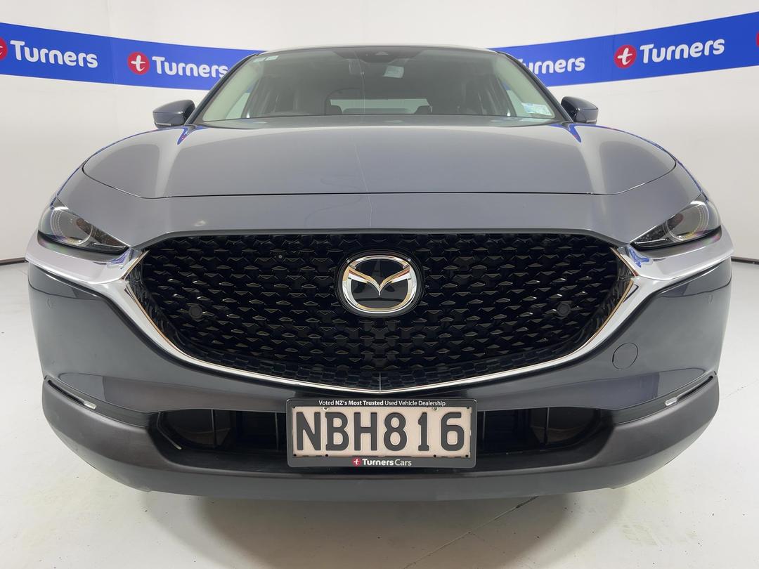 Photo '2' of Mazda CX-30