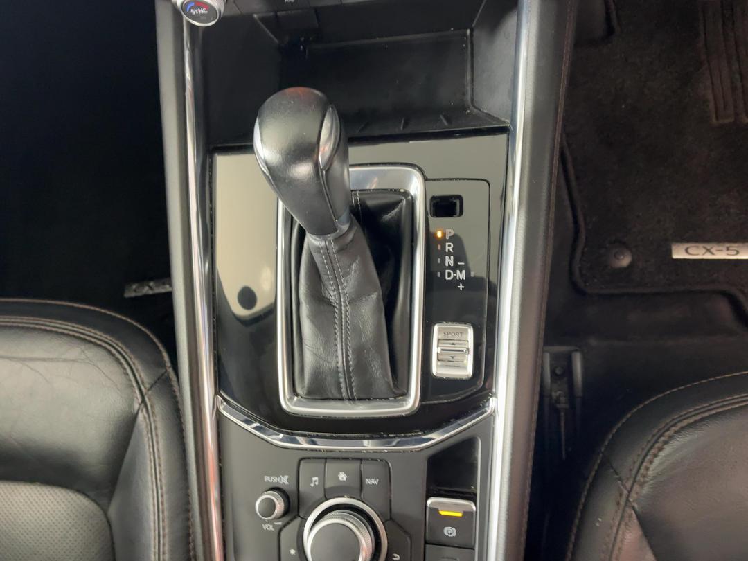 Photo '18' of Mazda CX-5
