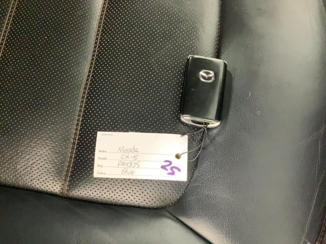 Photo '22' of Mazda CX-5