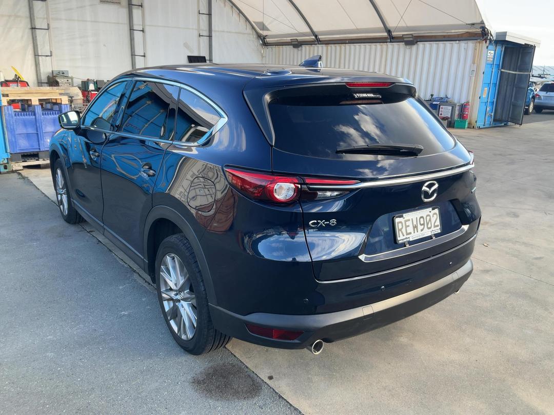 Photo '5' of Mazda CX-8