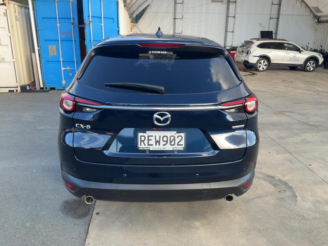 Photo '6' of Mazda CX-8