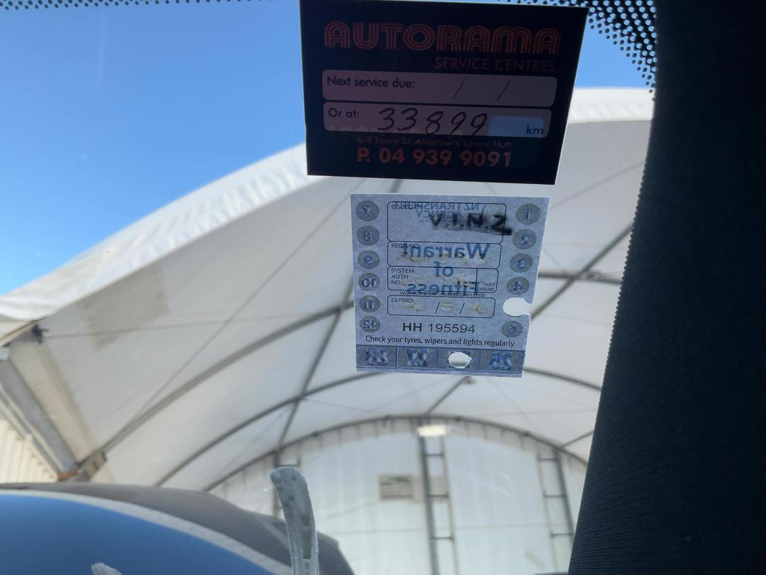 Photo '11' of Mazda CX-8