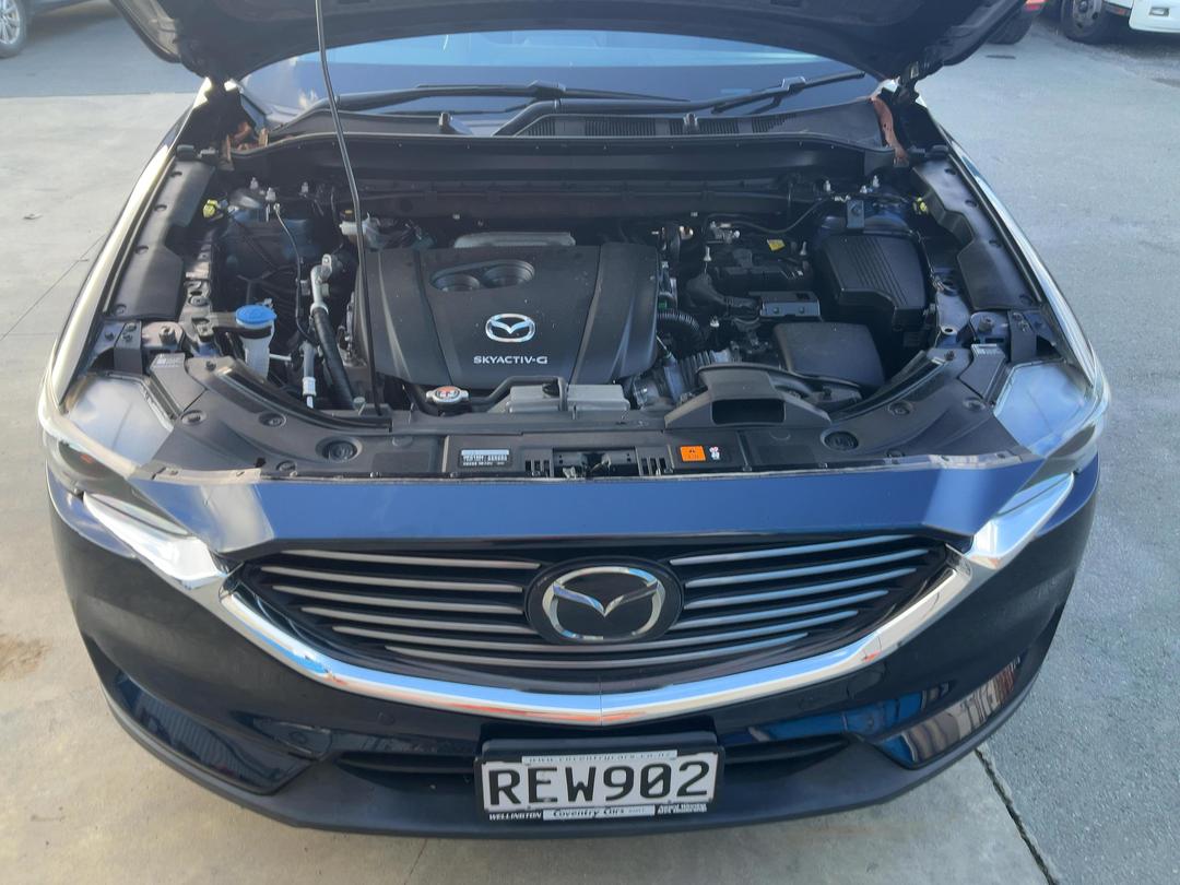 Photo '15' of Mazda CX-8