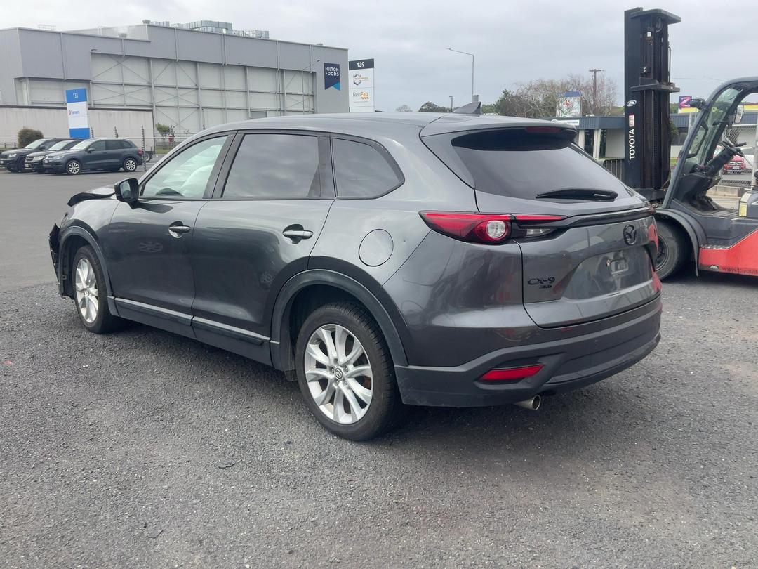 Photo '4' of Mazda CX-9 Takami