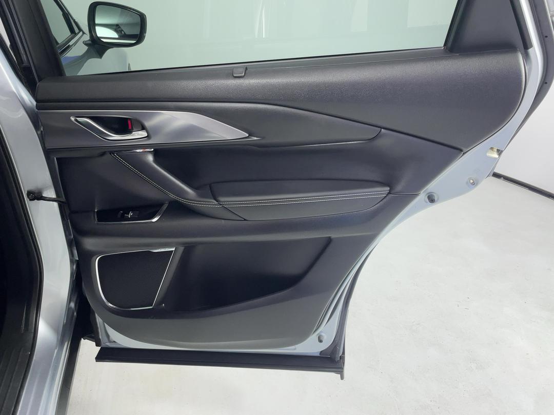 Photo '19' of Mazda CX-9