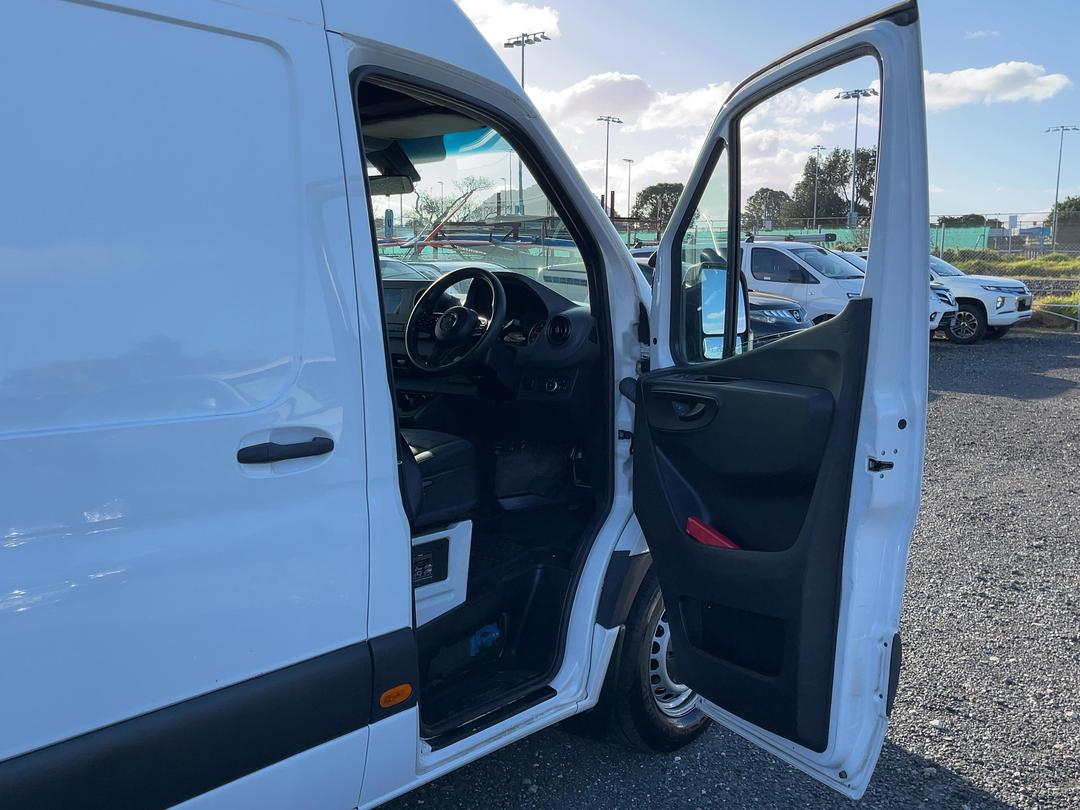 Photo '15' of Mercedes-Benz Sprinter
