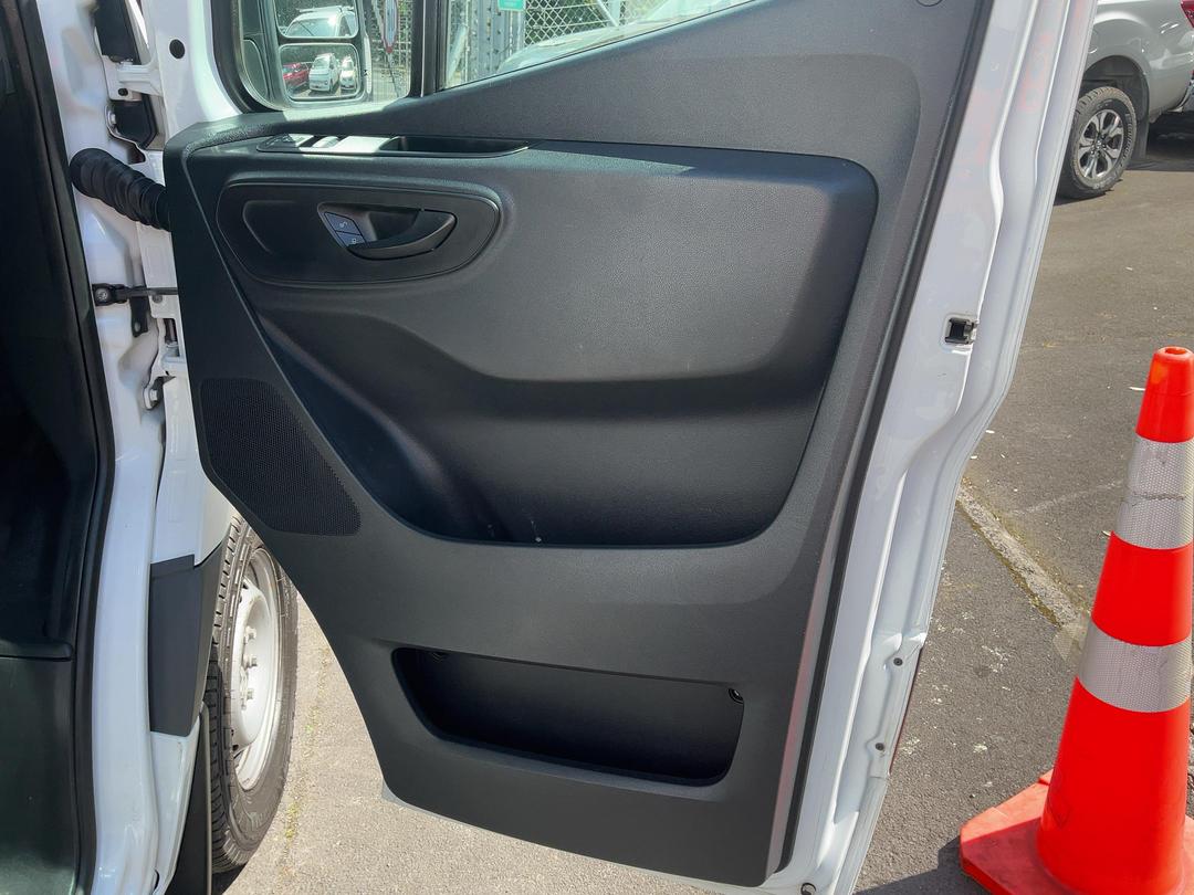 Photo '15' of Mercedes-Benz Sprinter