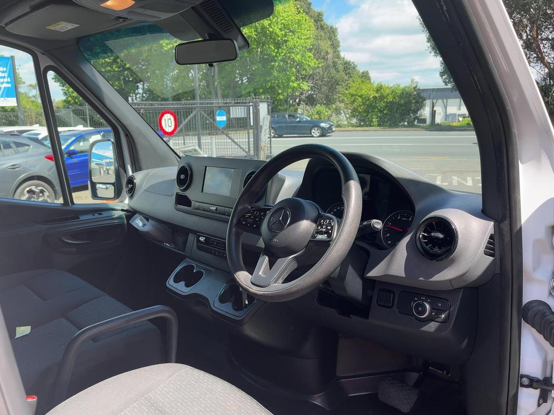 Photo '17' of Mercedes-Benz Sprinter