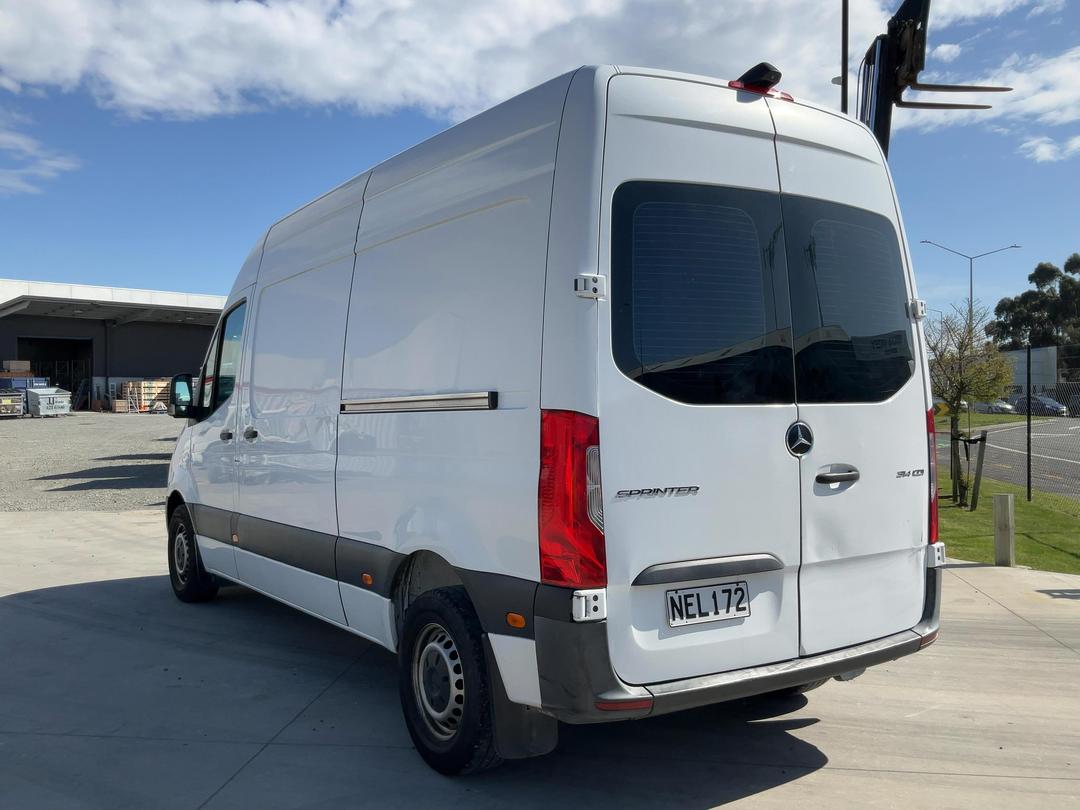Photo '8' of Mercedes-Benz Sprinter 314 MWB VAN 2.1DT Van