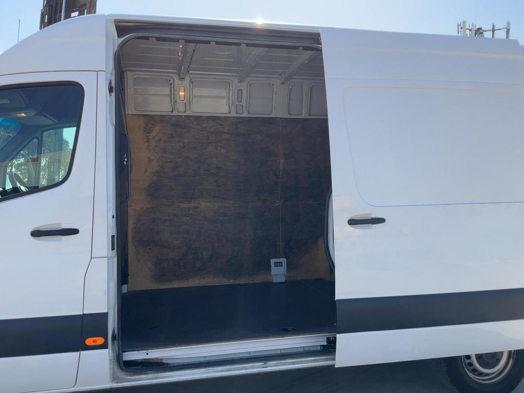 Photo '19' of Mercedes-Benz Sprinter 314 MWB VAN 2.1DT Van