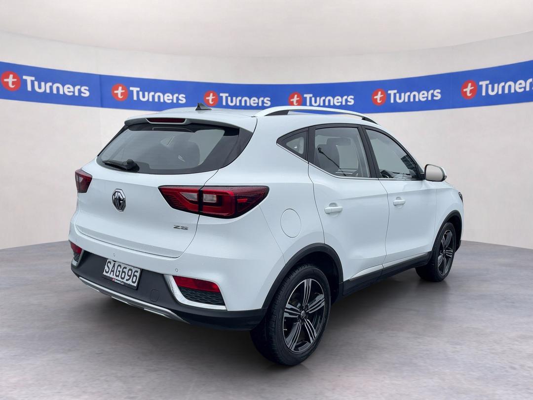 Photo '7' of MG ZS