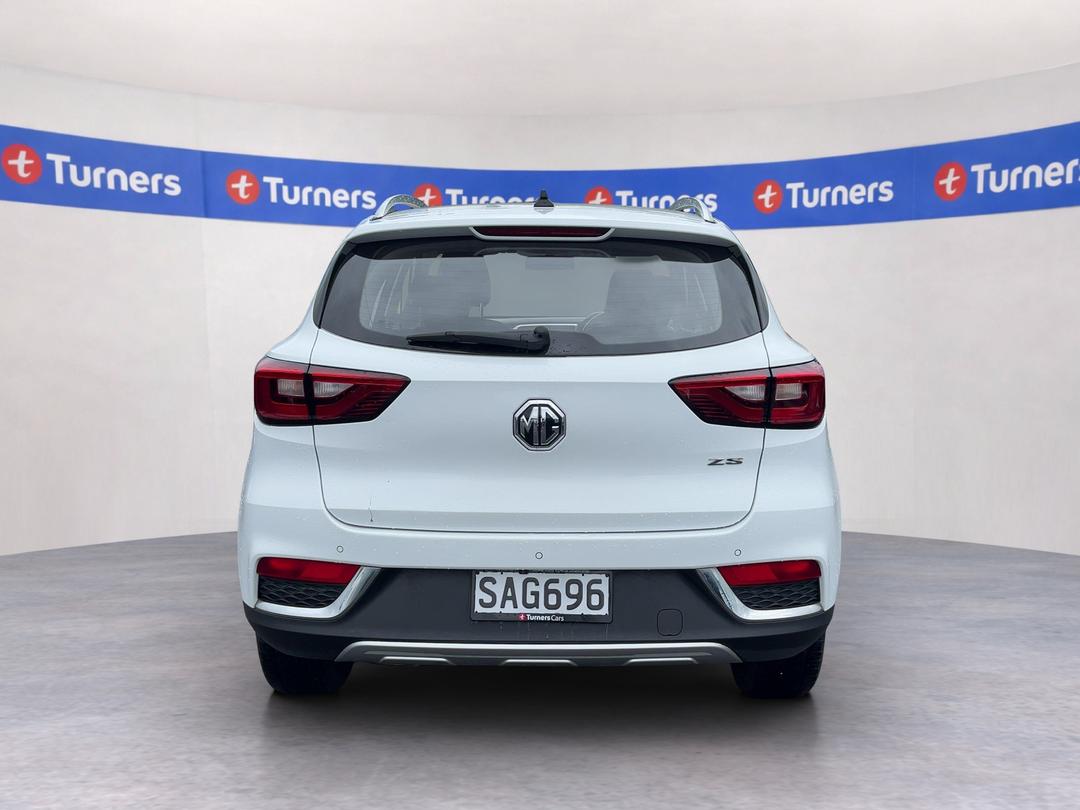 Photo '6' of MG ZS