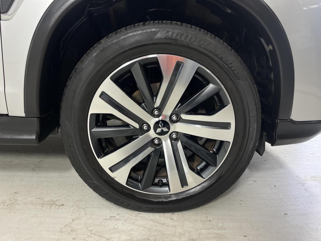 Photo '9' of Mitsubishi ASX