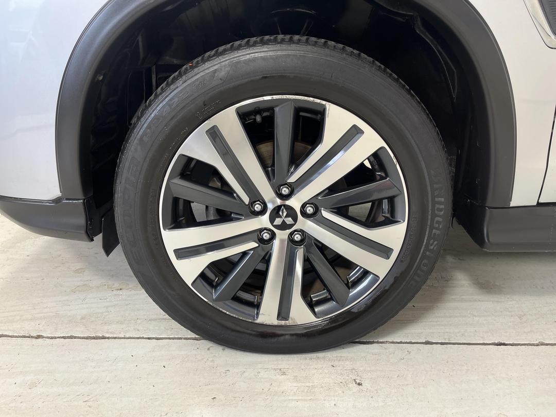 Photo '10' of Mitsubishi ASX