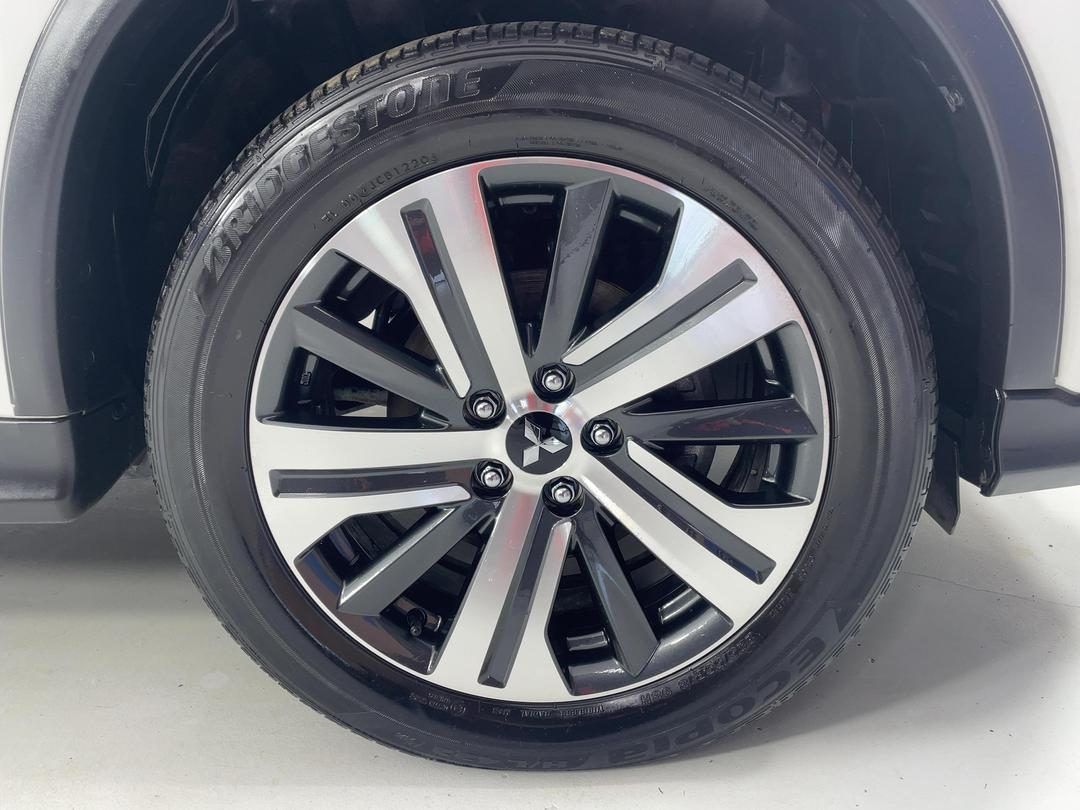 Photo '9' of Mitsubishi ASX