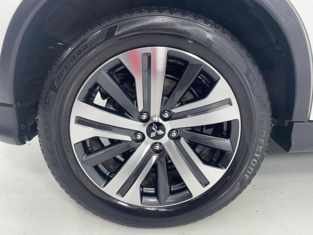 Photo '12' of Mitsubishi ASX