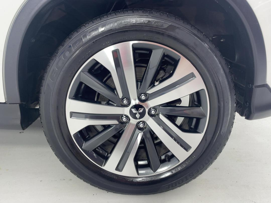 Photo '11' of Mitsubishi ASX