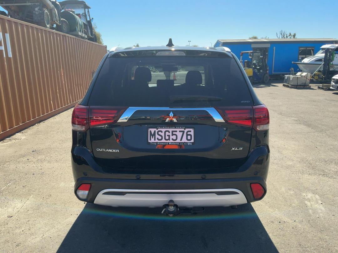 Photo '5' of Mitsubishi Outlander XLS