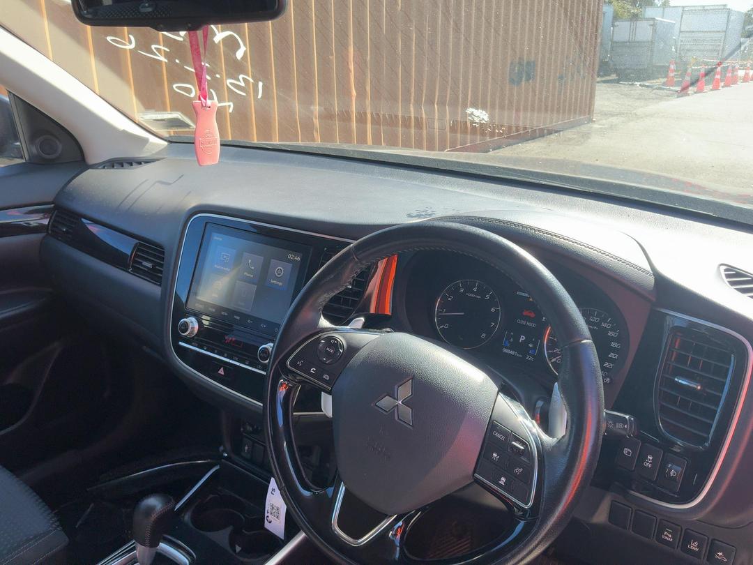 Photo '15' of Mitsubishi Outlander XLS