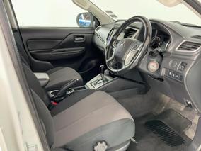 Photo '16' of Mitsubishi Triton
