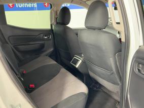 Photo '20' of Mitsubishi Triton