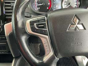 Photo '23' of Mitsubishi Triton