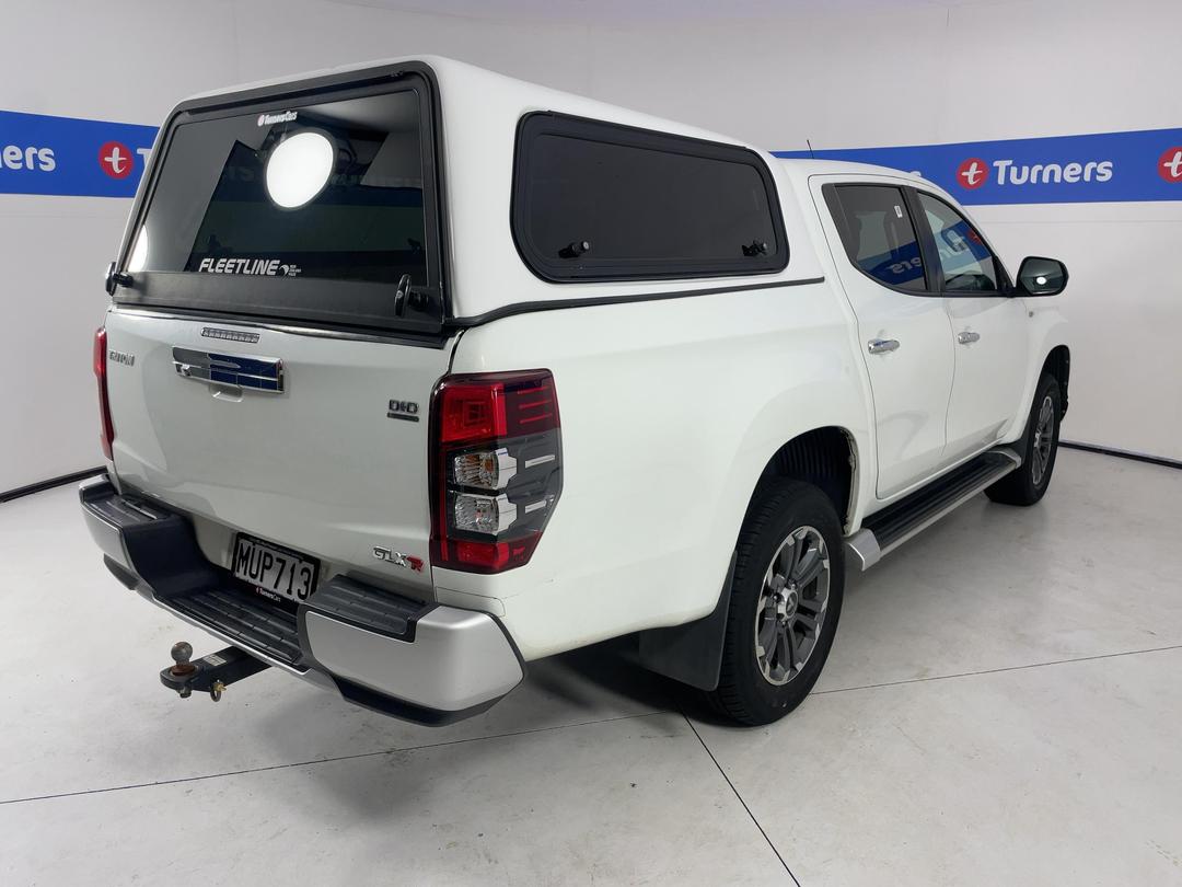 Photo '7' of Mitsubishi Triton