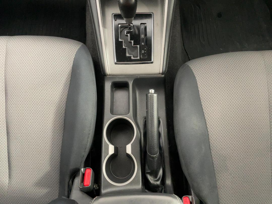 Photo '18' of Mitsubishi Triton