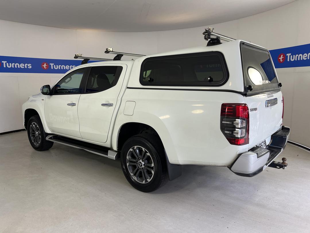 Photo '5' of Mitsubishi Triton