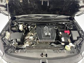 Photo '13' of Mitsubishi Triton