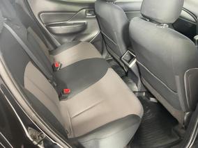 Photo '20' of Mitsubishi Triton