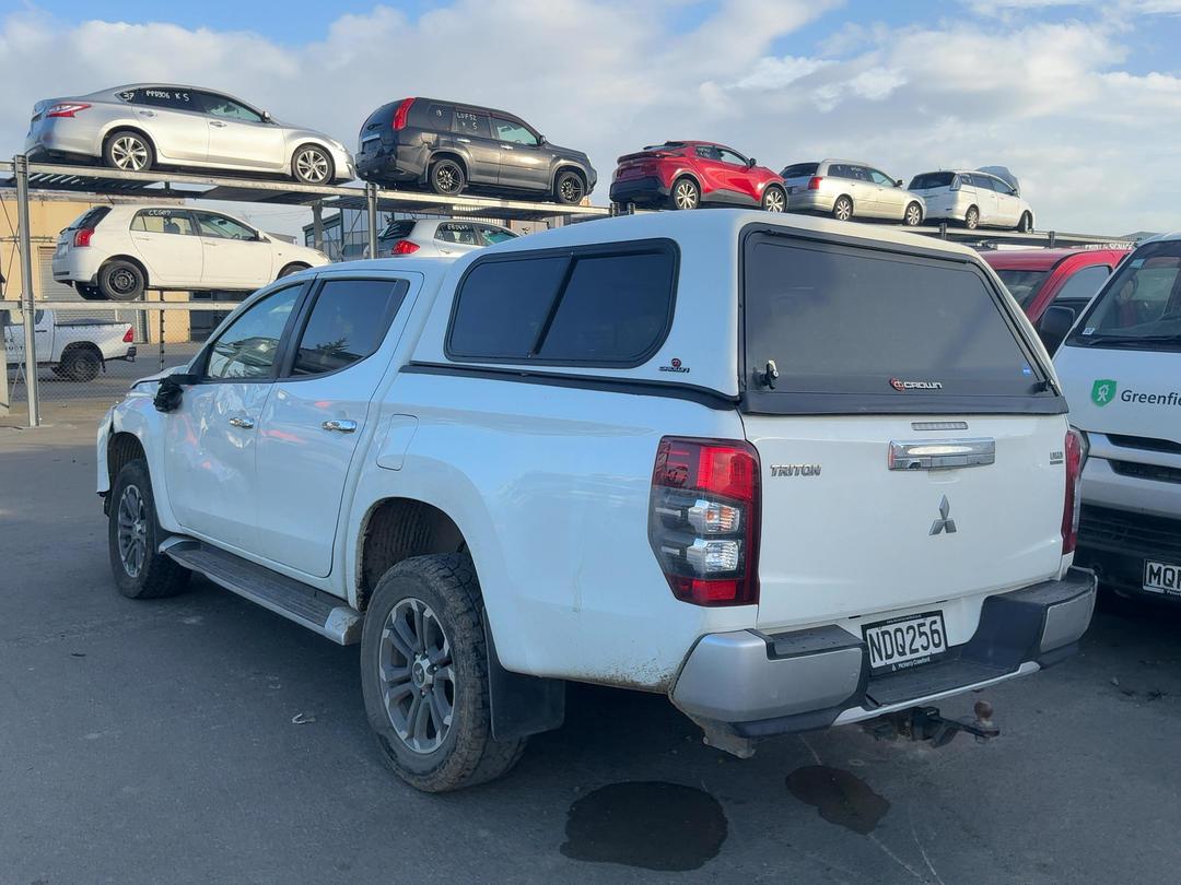 Photo '5' of Mitsubishi Triton DC Glxr 6AT Photo '5' of Mitsubishi Triton DC Glxr 6AT
