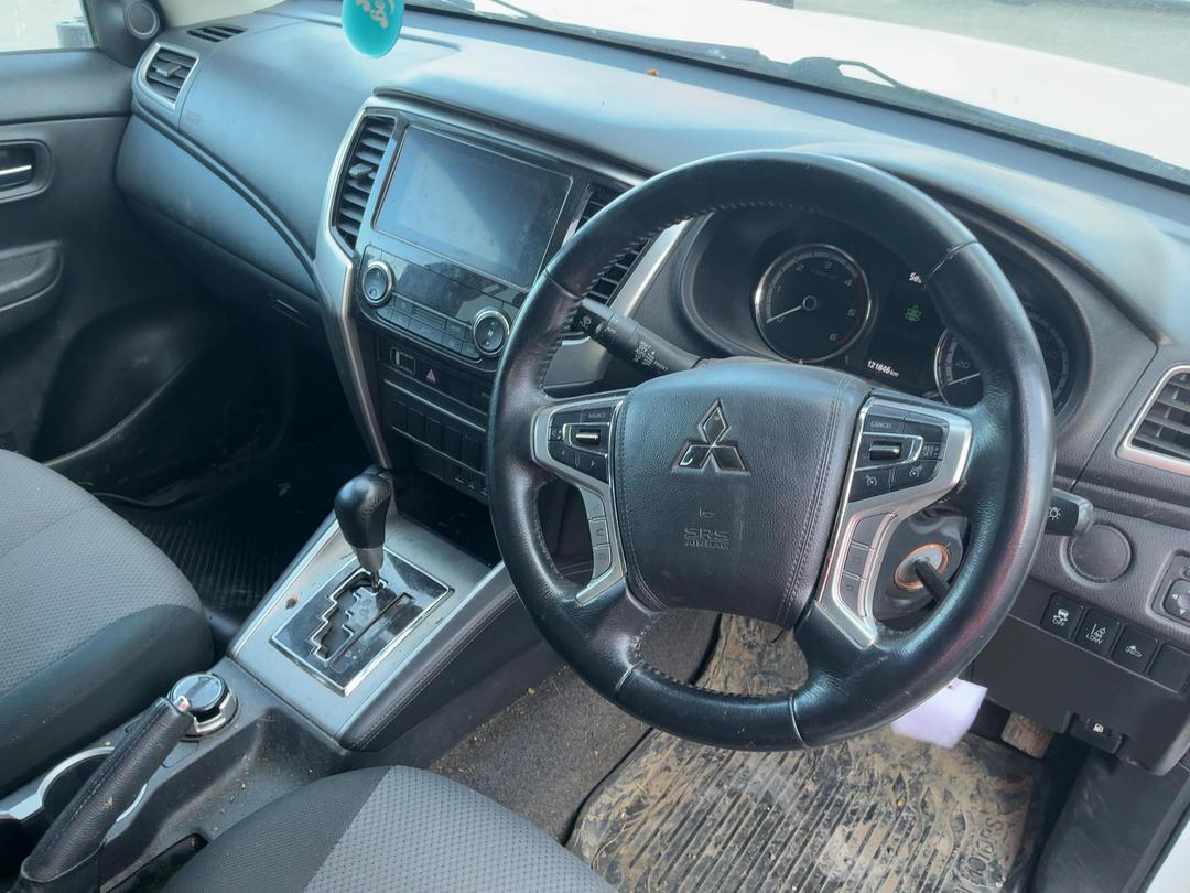 Photo '15' of Mitsubishi Triton DC Glxr 6AT Photo '15' of Mitsubishi Triton DC Glxr 6AT
