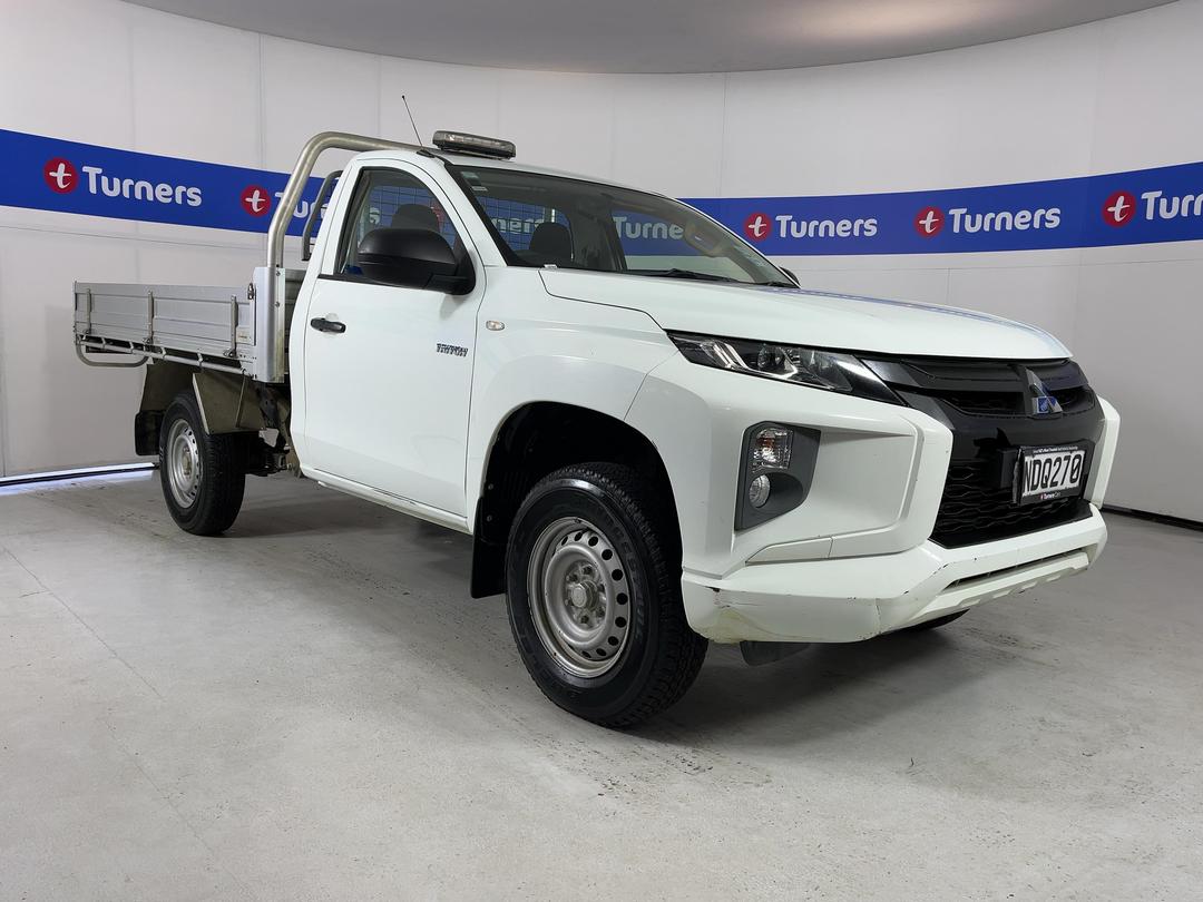Photo '1' of Mitsubishi Triton