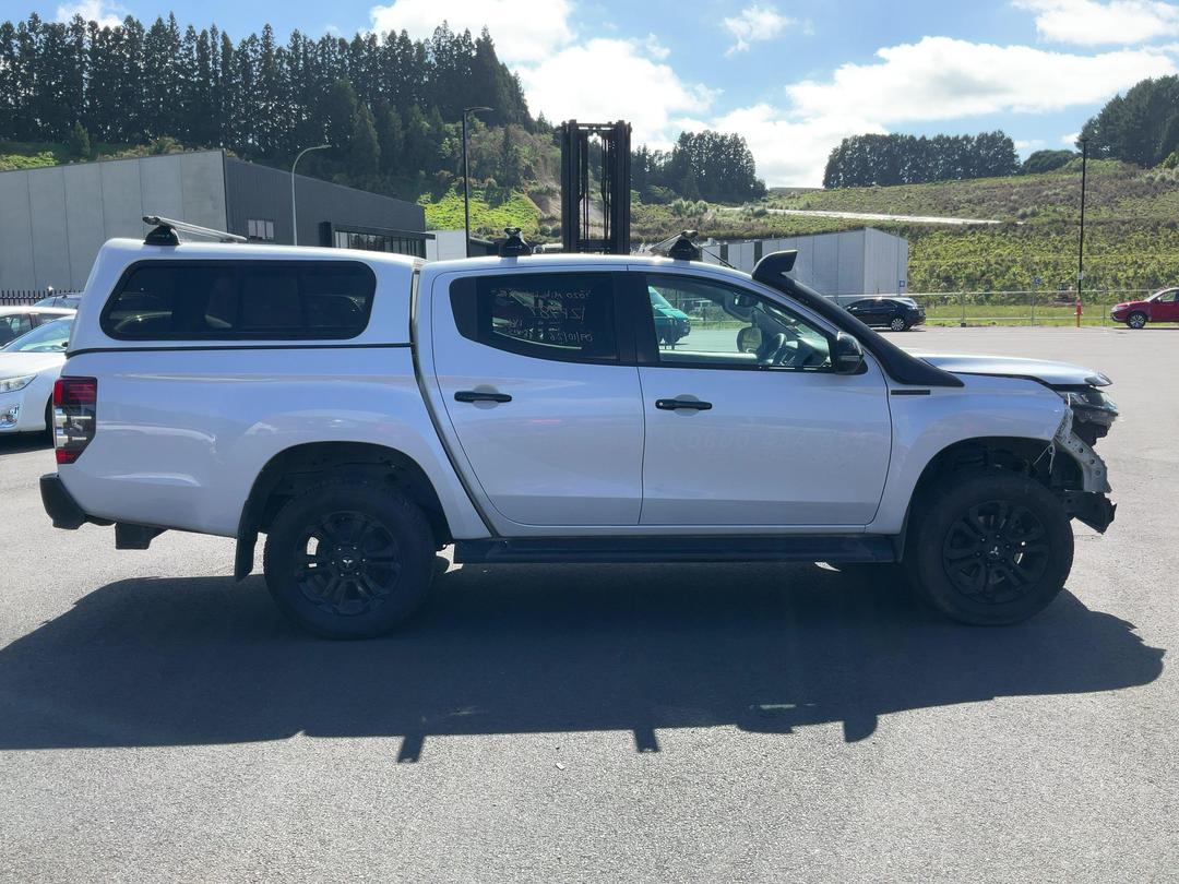 Photo '8' of Mitsubishi Triton DC Glsb 4WD 6AT Photo '8' of Mitsubishi Triton DC Glsb 4WD 6AT