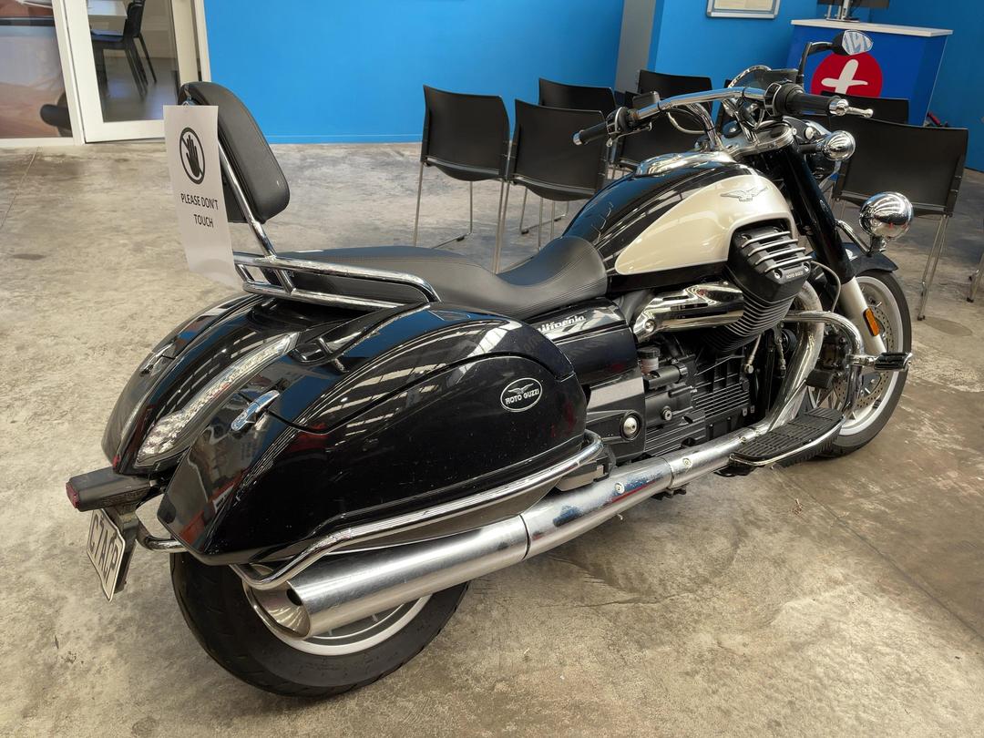 Photo '4' of Moto Guzzi California TOURING E4
