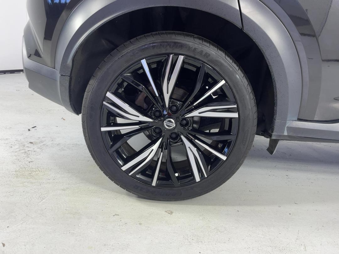 Photo '12' of Nissan Juke