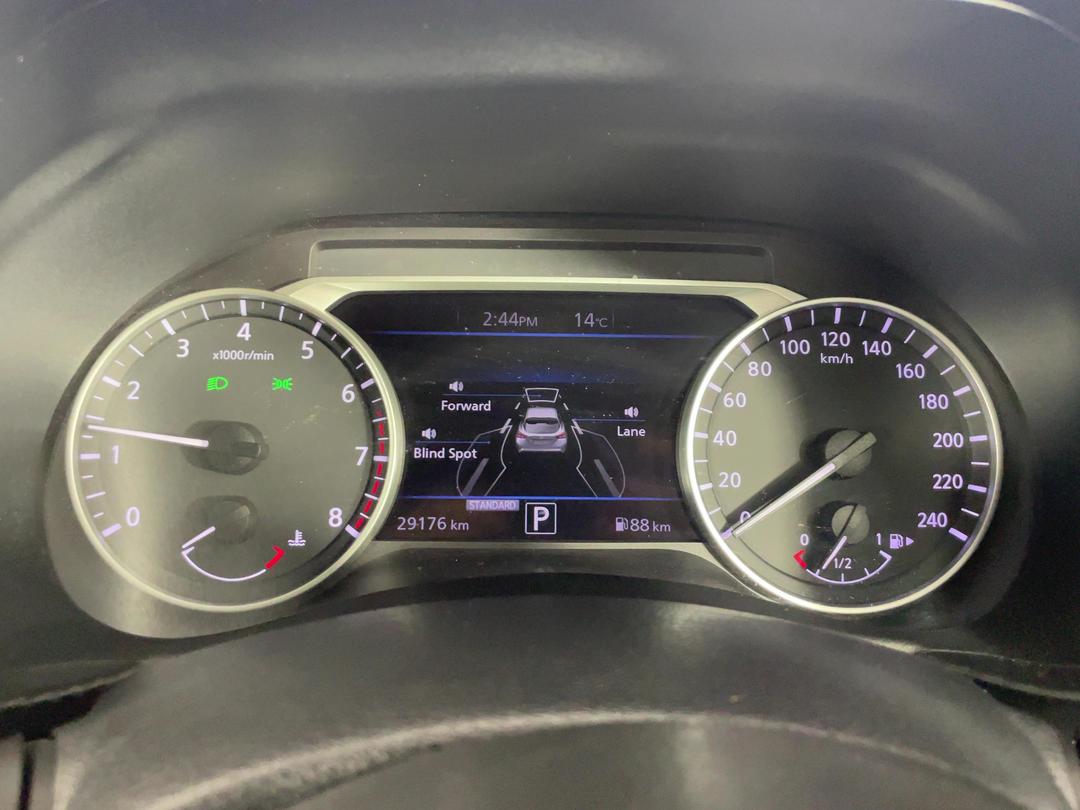 Photo '21' of Nissan Juke