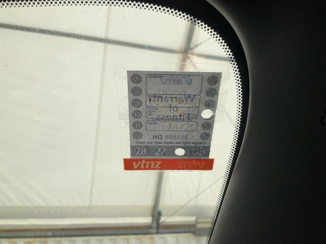 Photo '11' of Nissan Leaf