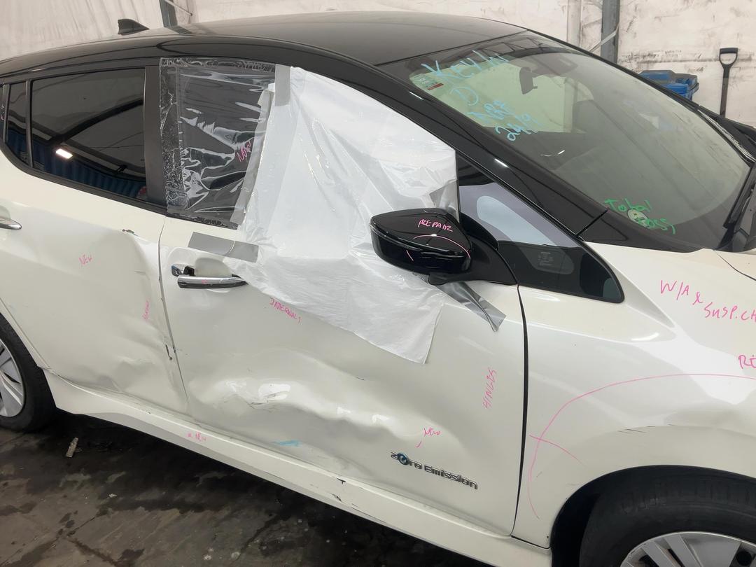 Photo '2' of Nissan Leaf