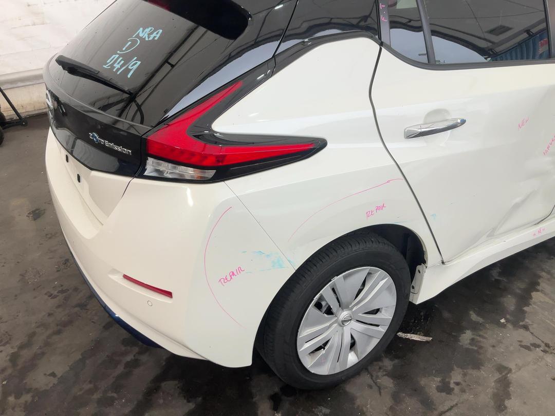 Photo '9' of Nissan Leaf