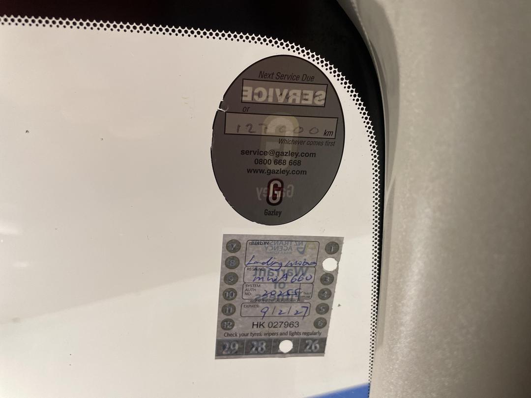 Photo '33' of Nissan Navara