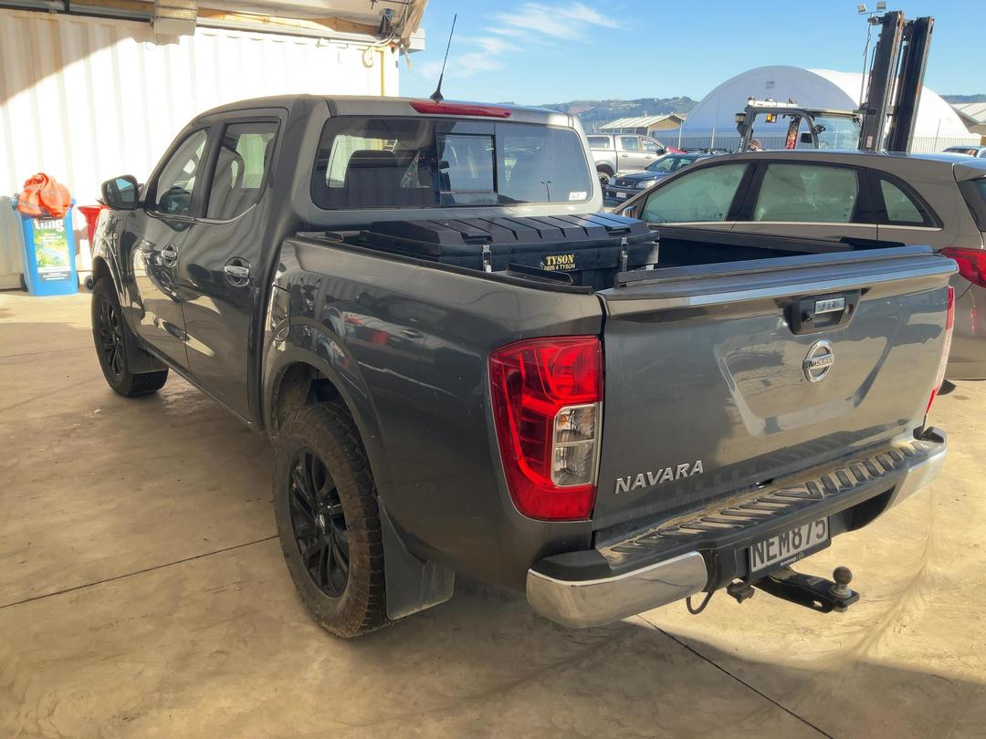 Photo '4' of Nissan Navara RX