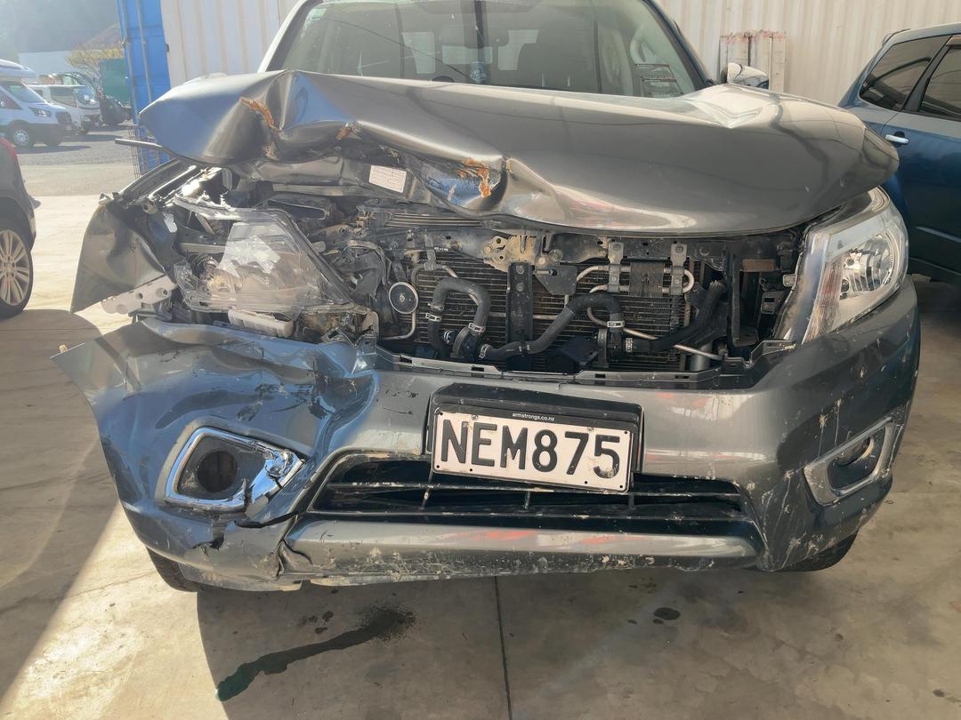 Photo '16' of Nissan Navara RX