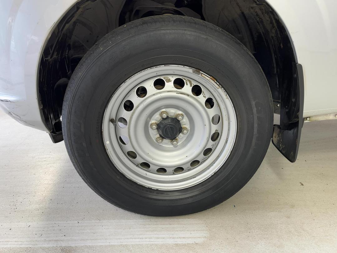Photo '10' of Nissan Navara